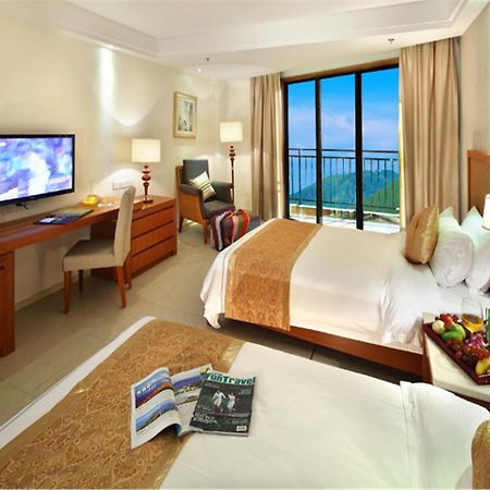 Gentle Grown Sanya Seashore Hotel Екстер'єр фото