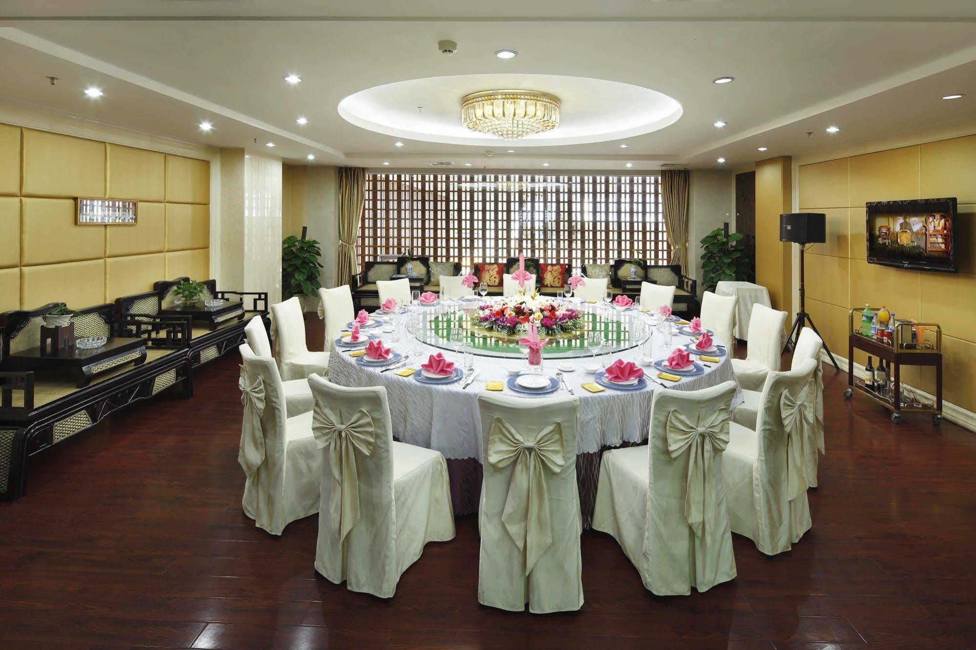 Gentle Grown Sanya Seashore Hotel Екстер'єр фото