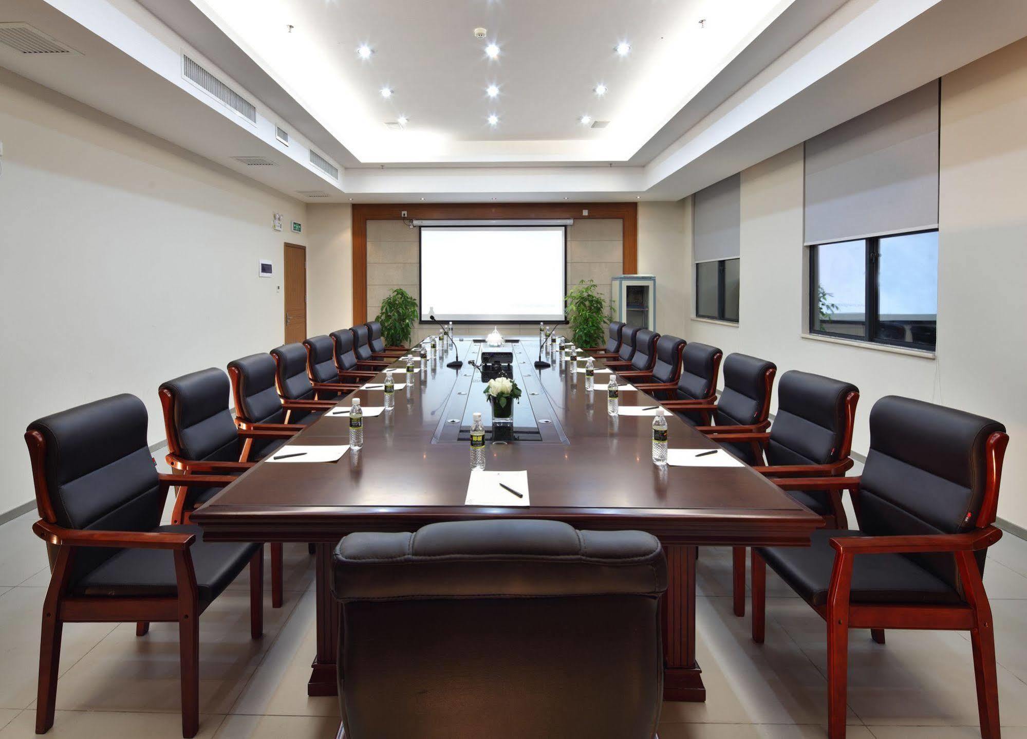 Gentle Grown Sanya Seashore Hotel Екстер'єр фото